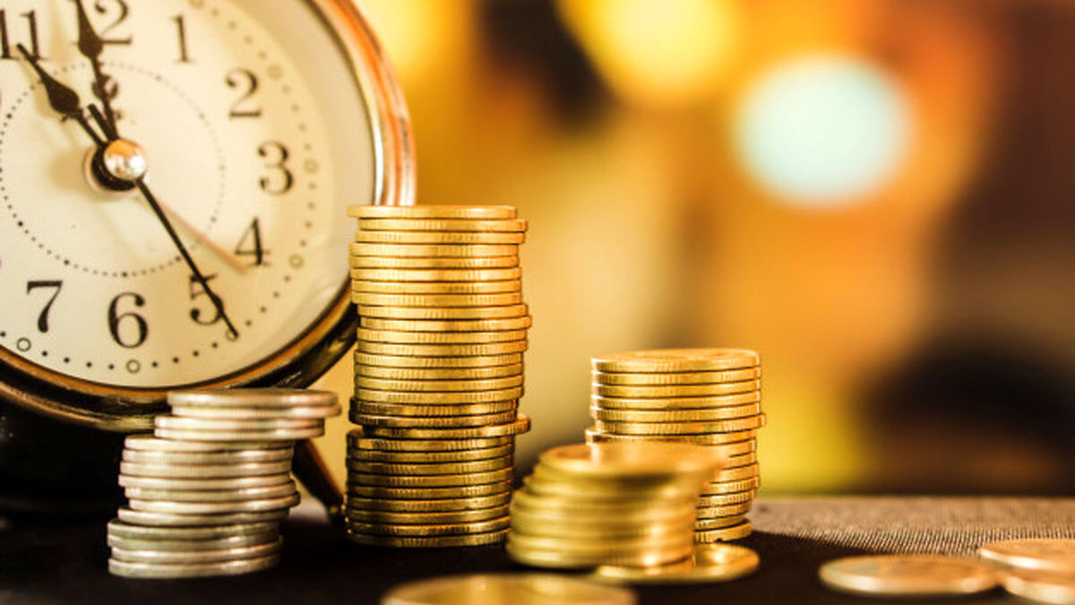 clock+&+dollar