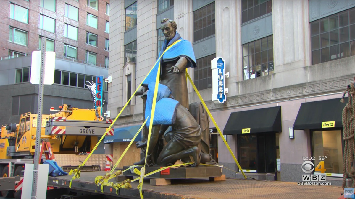lincoln_statue_ytube