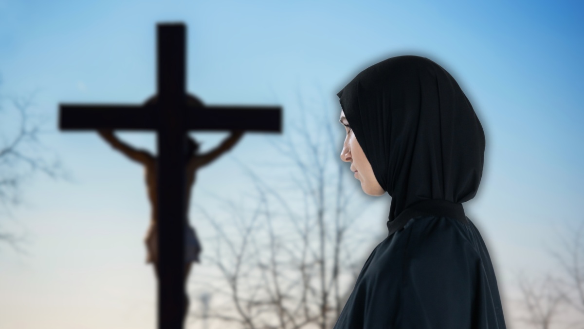 velo islamico crocifisso
