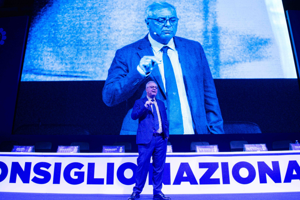 Il leader della Fabi, Lando Maria Sileoni