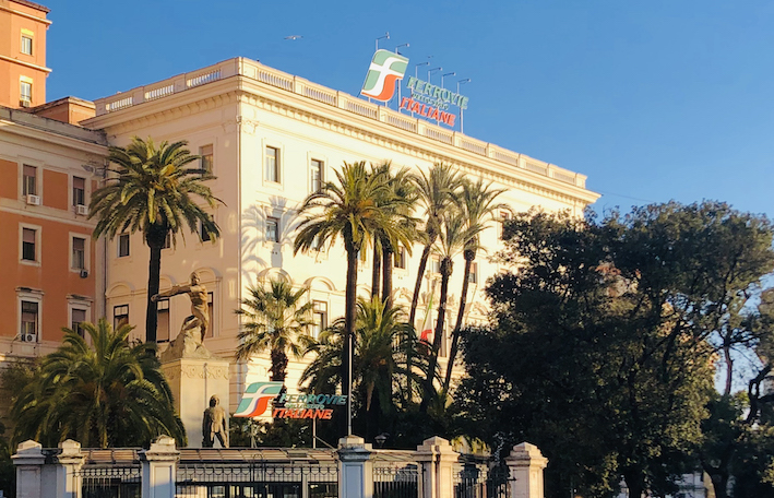 Una immagine di Villa Patrizi a Roma, sede del Gruppo FS Italiane