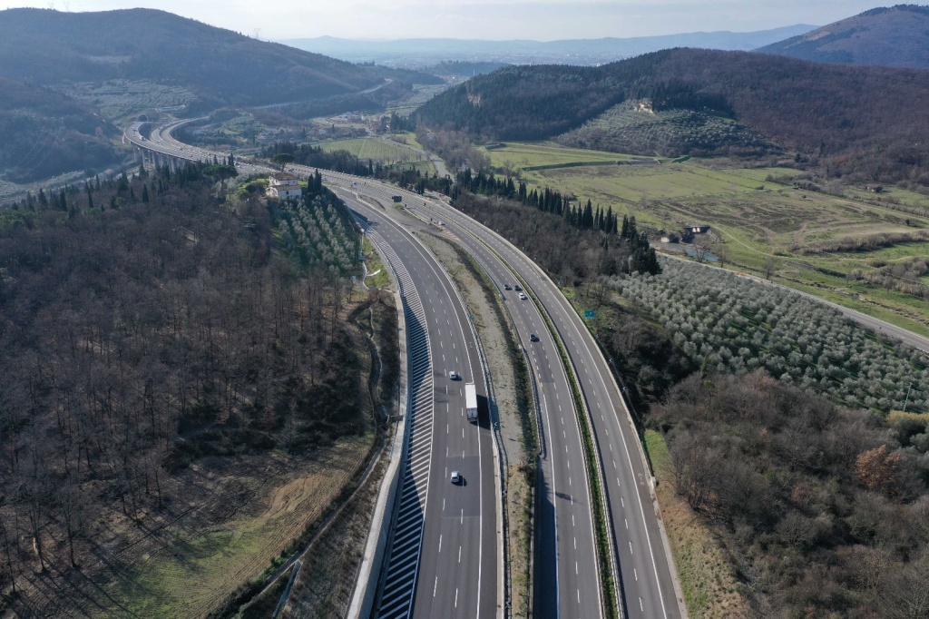 Una tratta della Autostrada del Sole, parte integrante della rete di Aspi