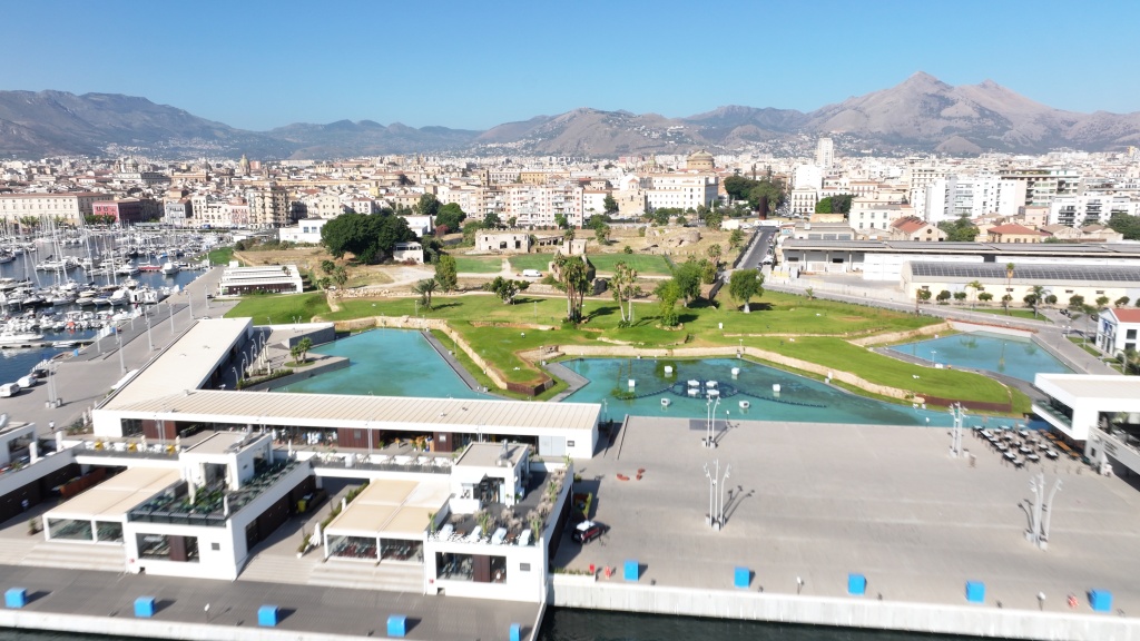 Una vista della Marina di Palermo