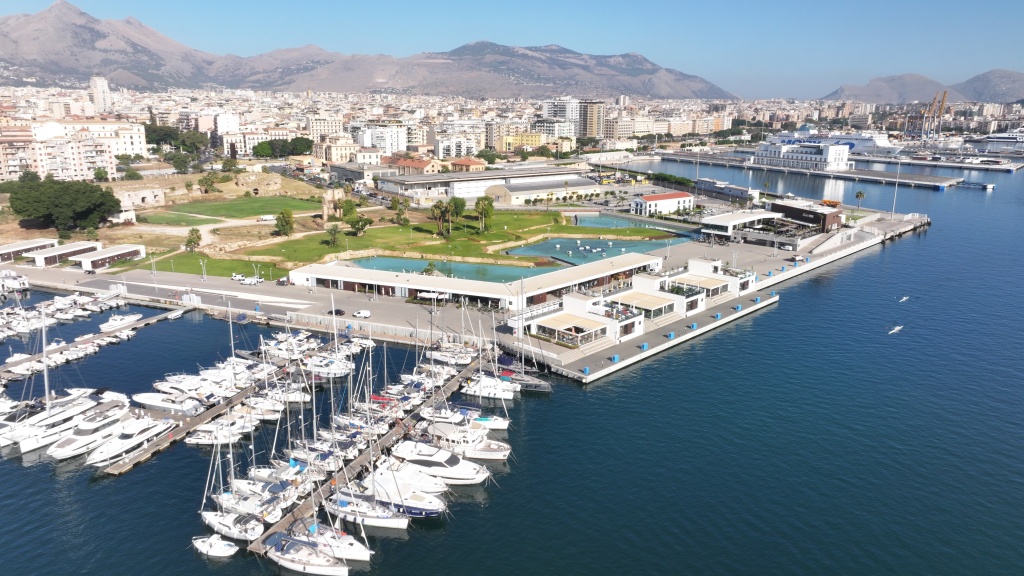 Una vista della Marina di Palermo