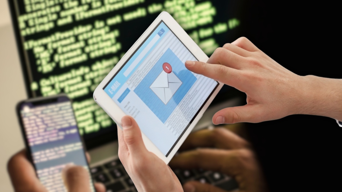hacker email