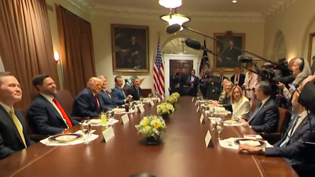 Tavolo Trump Meloni