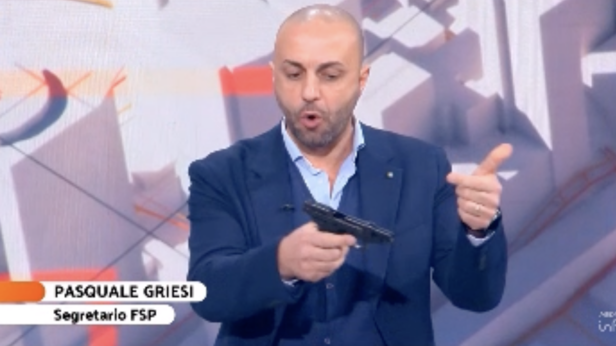 Polizia pistola