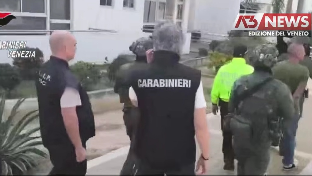 deimeneghetti_narcos
