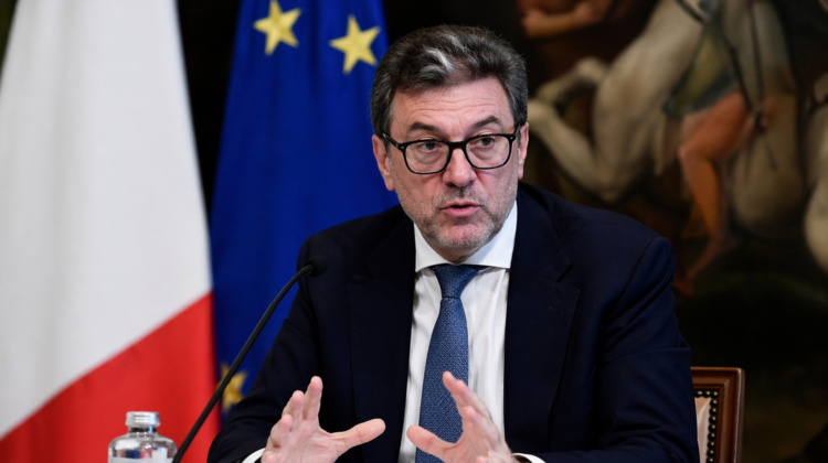 Giorgetti, il rigore è ok ma ora c’è da scansare la crisi