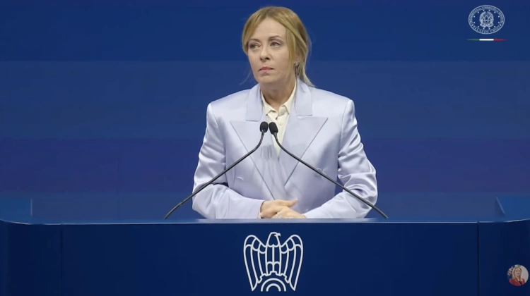 Giorgia Meloni sfida l’Unione Europea: “Basta burocrazia e vincoli. La regola sia la libertà”