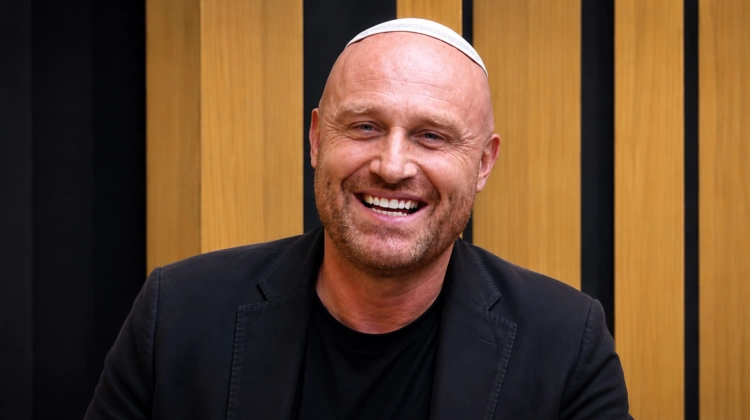 “Ah, pure ebreo!”: basta una kippah e torna il Medioevo