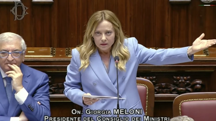 Per la prima volta Meloni ha attaccato direttamente Vannacci