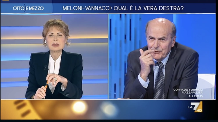 “Stai zitta”. Meloni cita Almirante, Bersani impazzisce