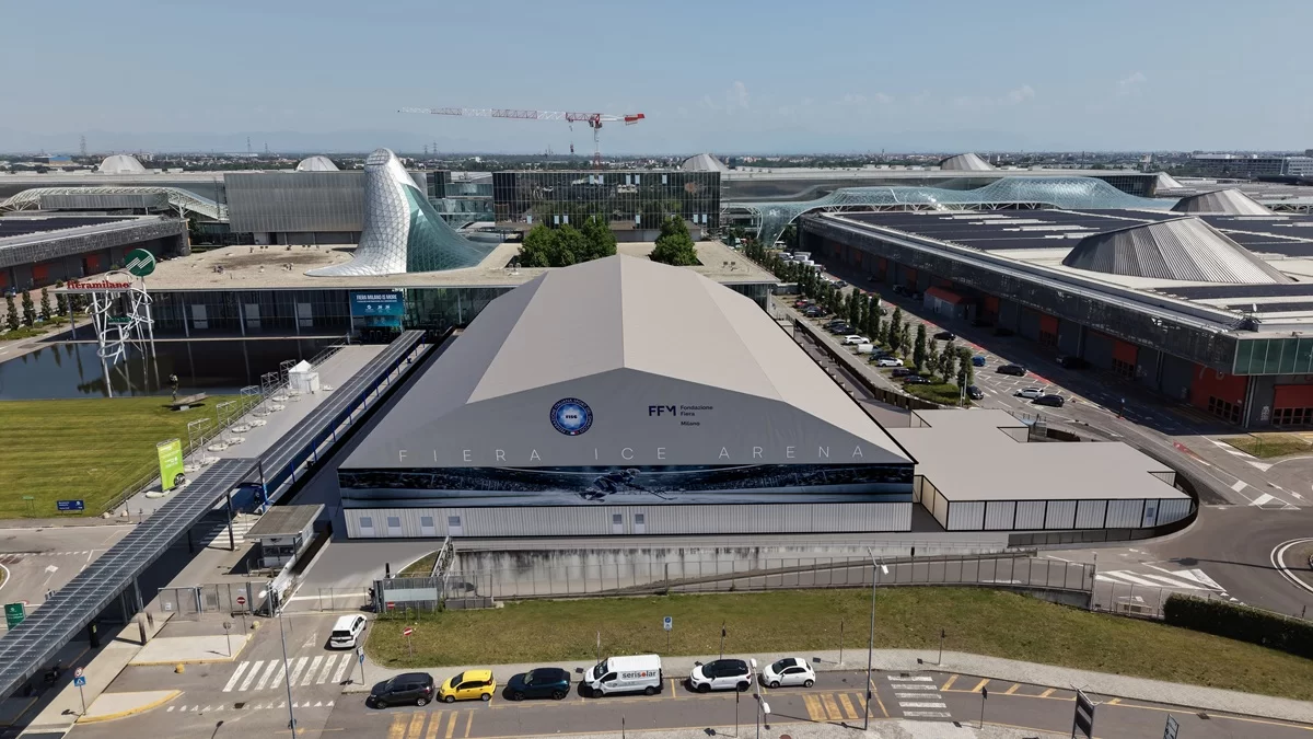 render fiera ice arena