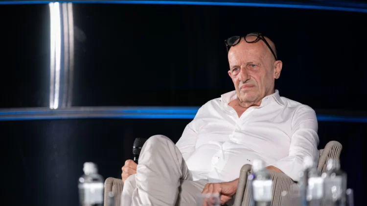 “Vannacci deve decidere. Spero non sia così fesso”