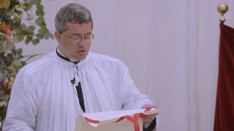 La sentenza del Vaticano: scomunicati i Lefebvriani. Ecco le conseguenze