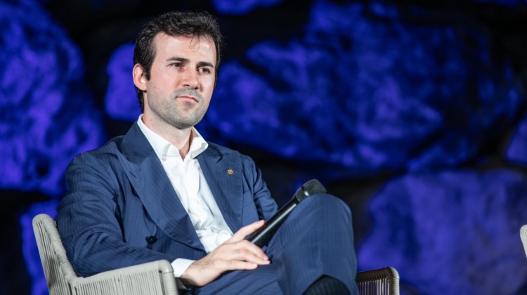 “C’è un rischio sistemico. Così l’AI può alterare la nostra democrazia”