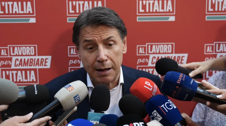 “Si è inventato una frase mai detta”. Ora Conte imbarazza la sinistra