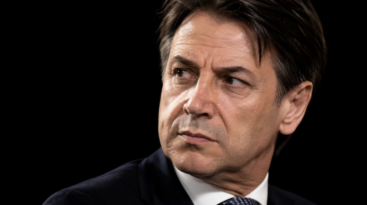 “Non ce ne sono…”. La soffiata su Renzi che allarma Conte