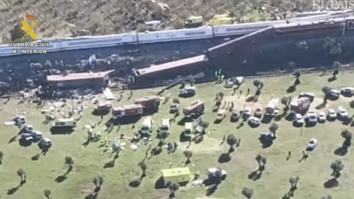 spagna incidente treno